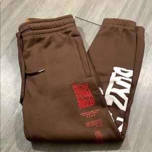 BOYZ N’ THE HOOD X Shoe Palace Brown Fleece Embroidered Joggers NWOT size‎ M